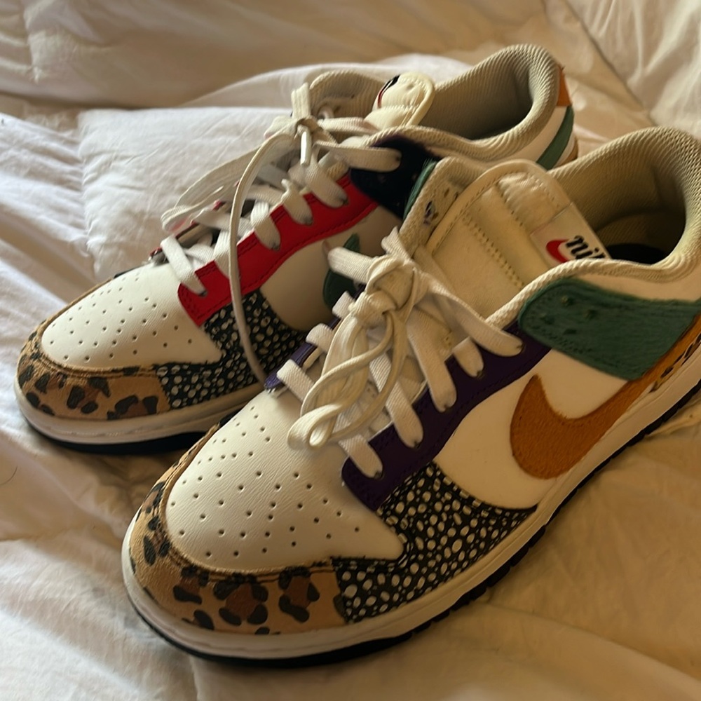 Nike Multicolor Sneakers with Red and Green Accents